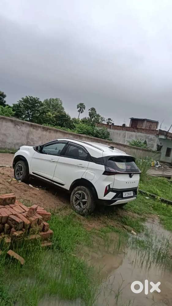 Tata Nexon 2024 Petrol Revotron