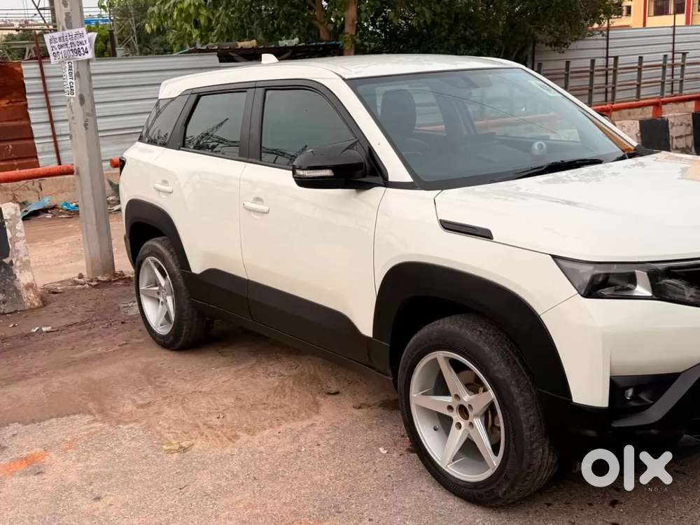 Maruti Suzuki Brezza, 2023, Cng & Hybrids