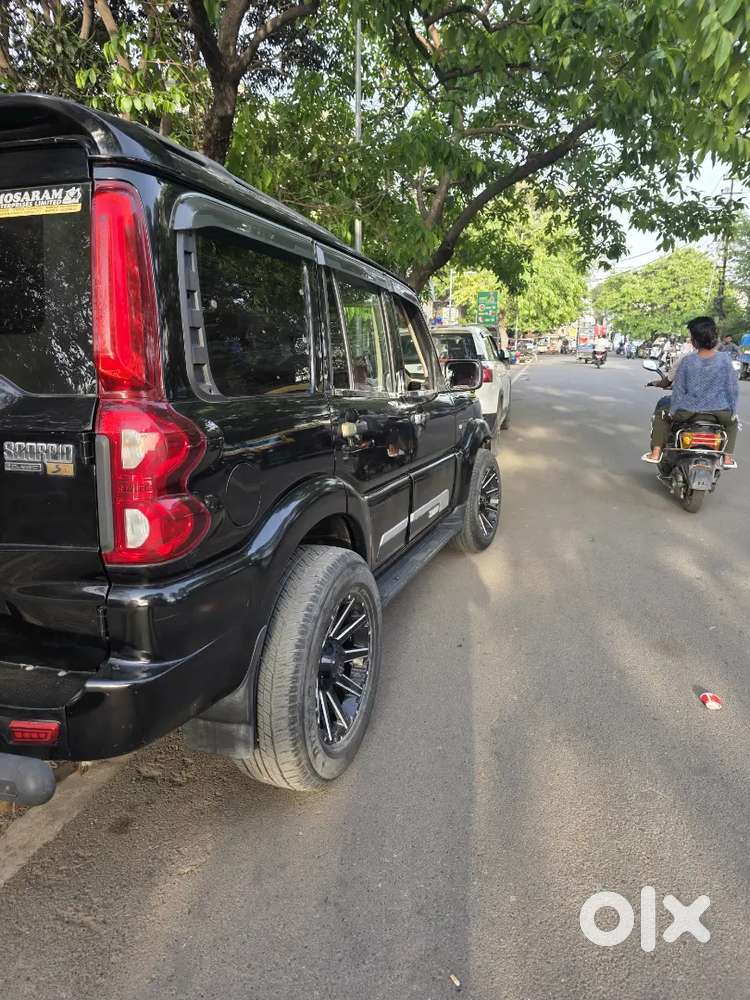 Mahindra Scorpio Classic 24 Diesel 9500 Km Driven