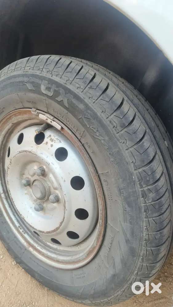 Swift Dzire Excellent Engine Condition 80% Tyres 2015 Model