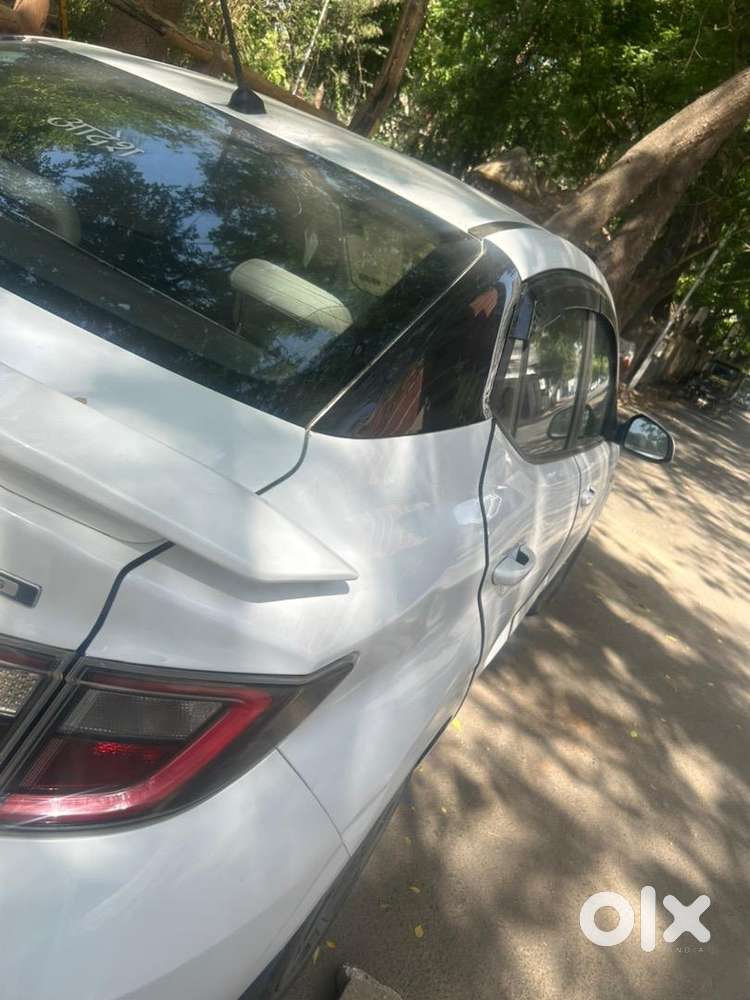 Texi Parcing Car  Aura 2025 Model