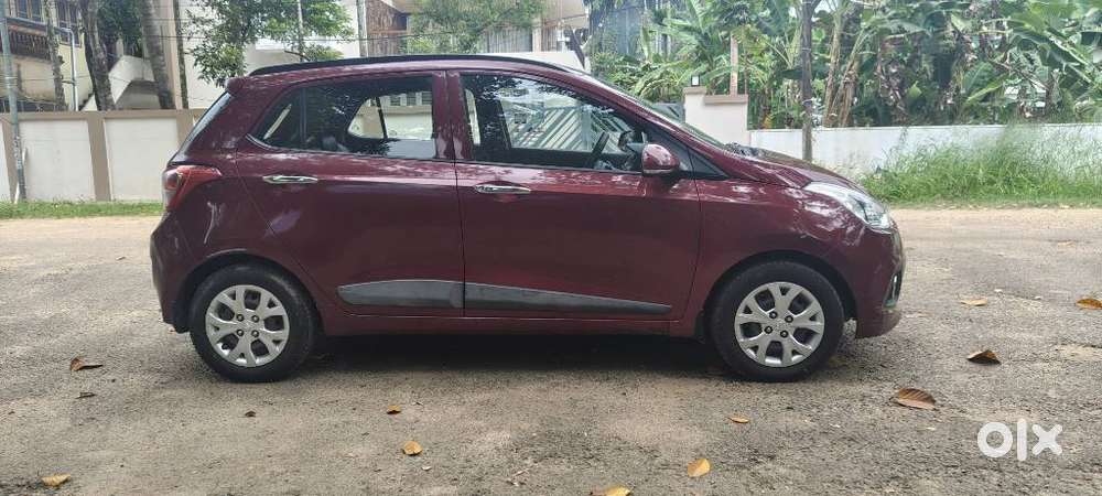 Hyundai Grand I10 At Sportz, 2014, Petrol