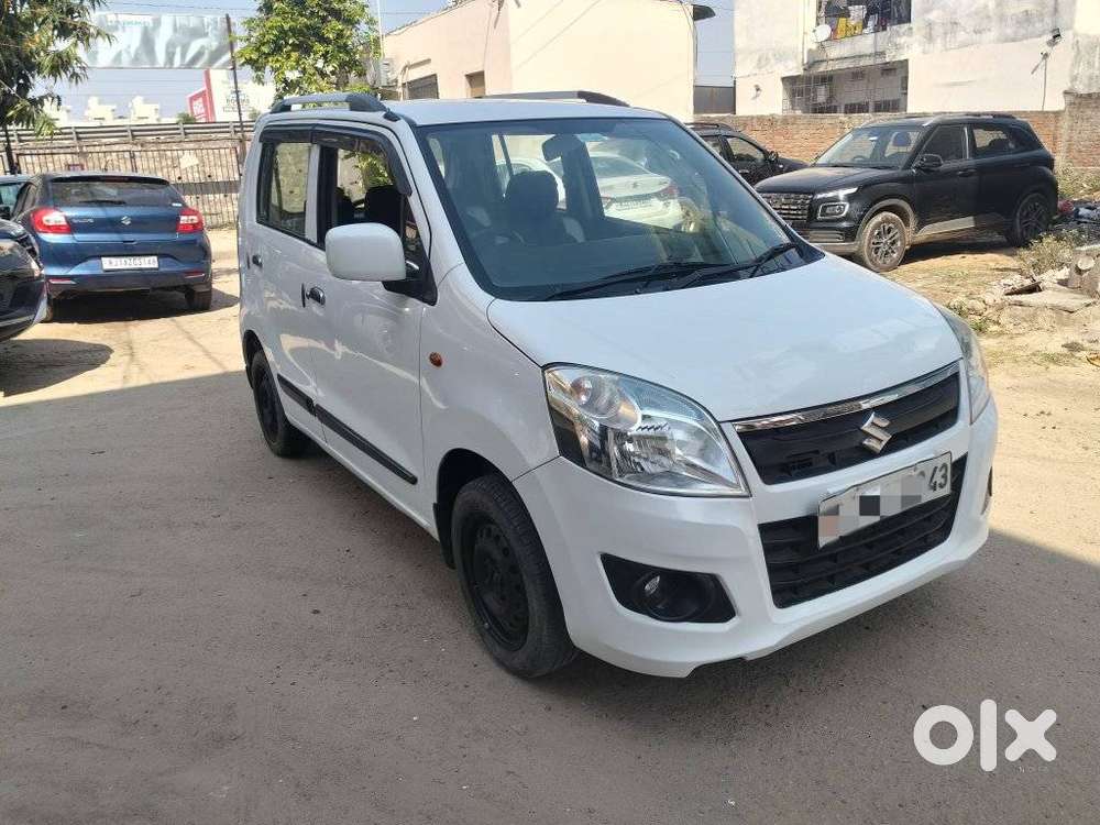 Maruti Suzuki Wagon R Vxi Amt1.2, 2016, Petrol