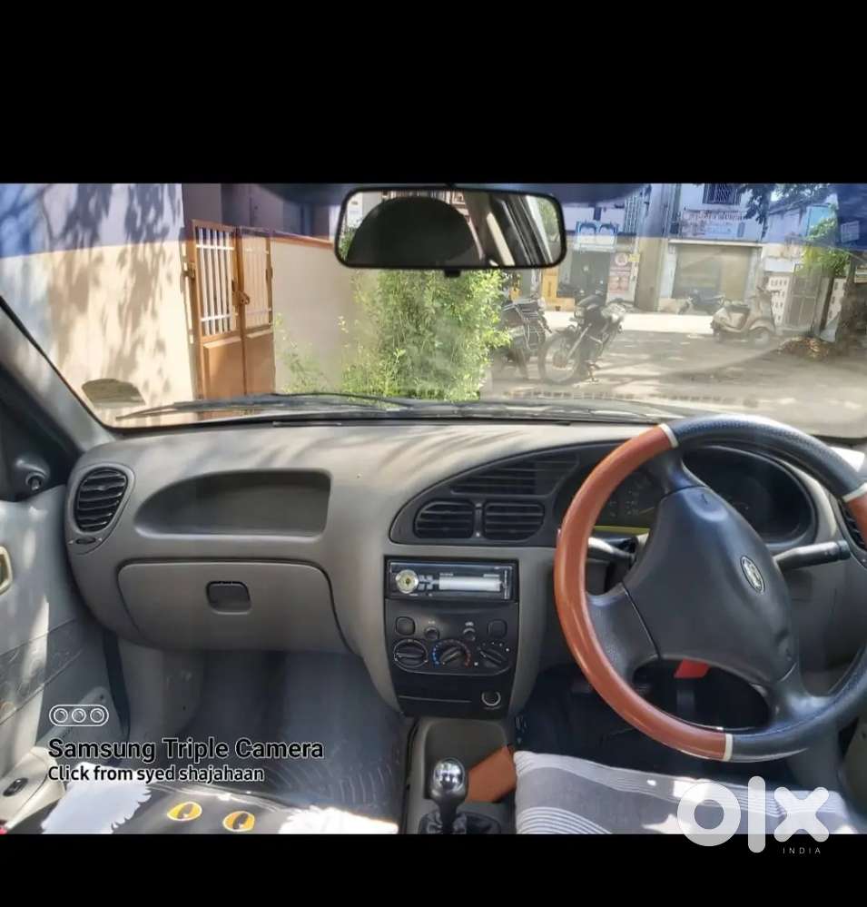 Ford Ikon 2005