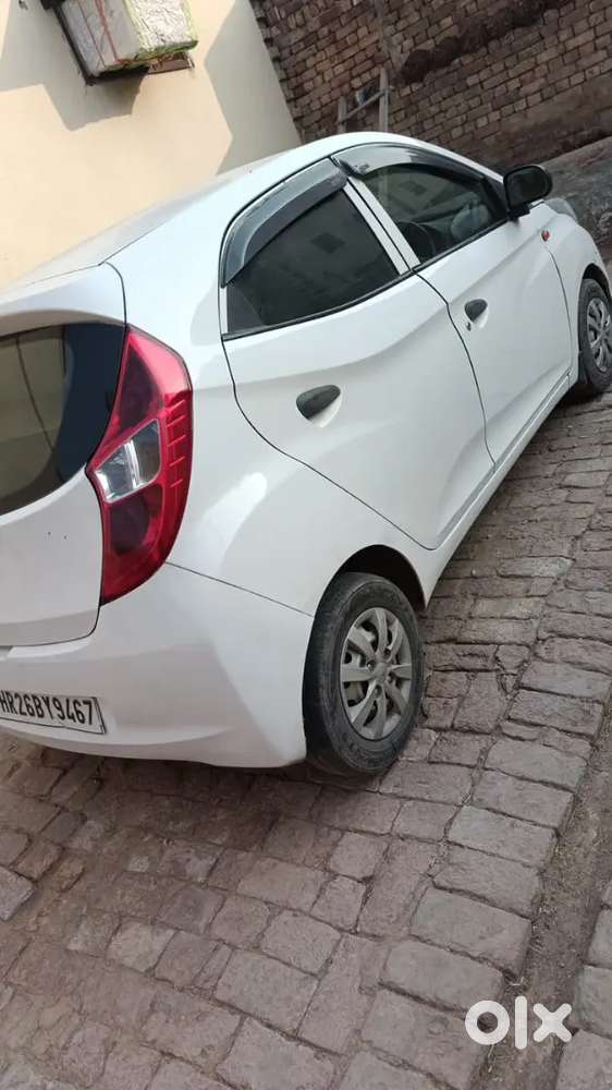 Hyundai Eon 2013 Petrol Well Maintained