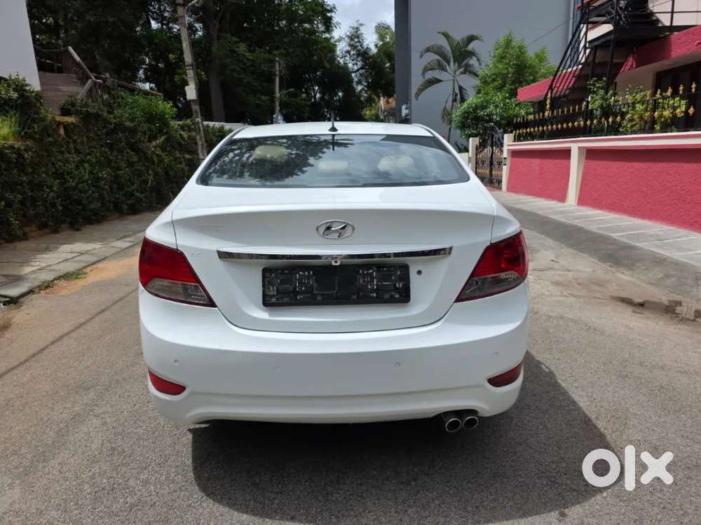 Hyundai Verna Fluidic 1.6 Vtvt, 2012, Petrol