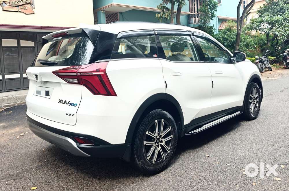 Mahindra Xuv700 Ax 3 Diesel Mt 7 Str (e), 2024, Diesel