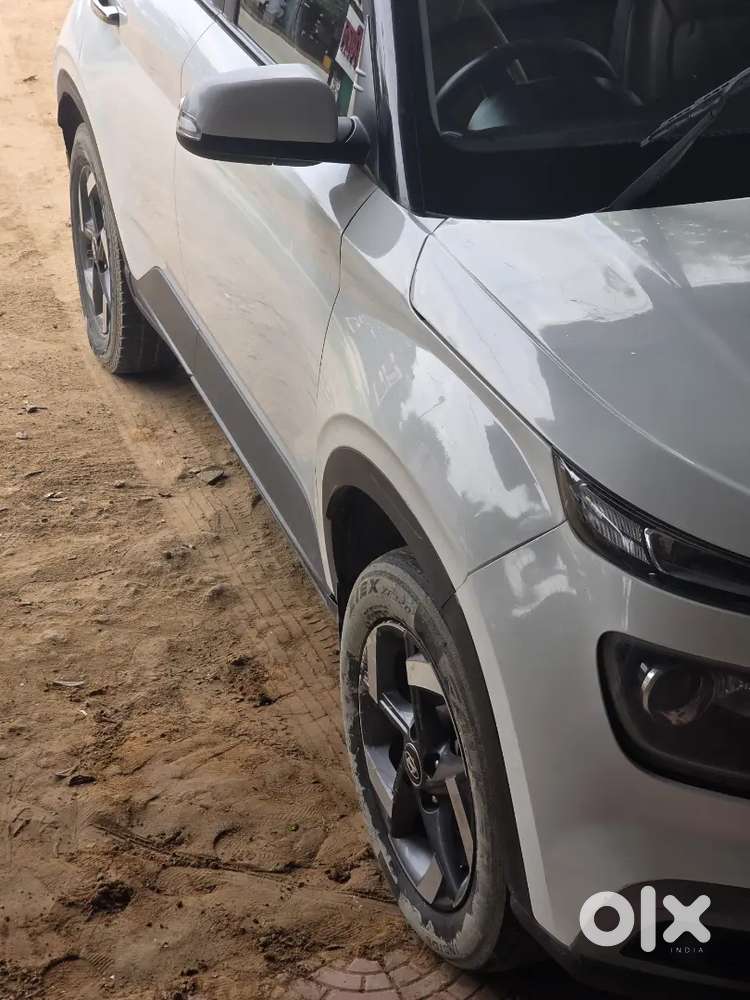 Hyundai Venue Diesel Manual 2021 Variant