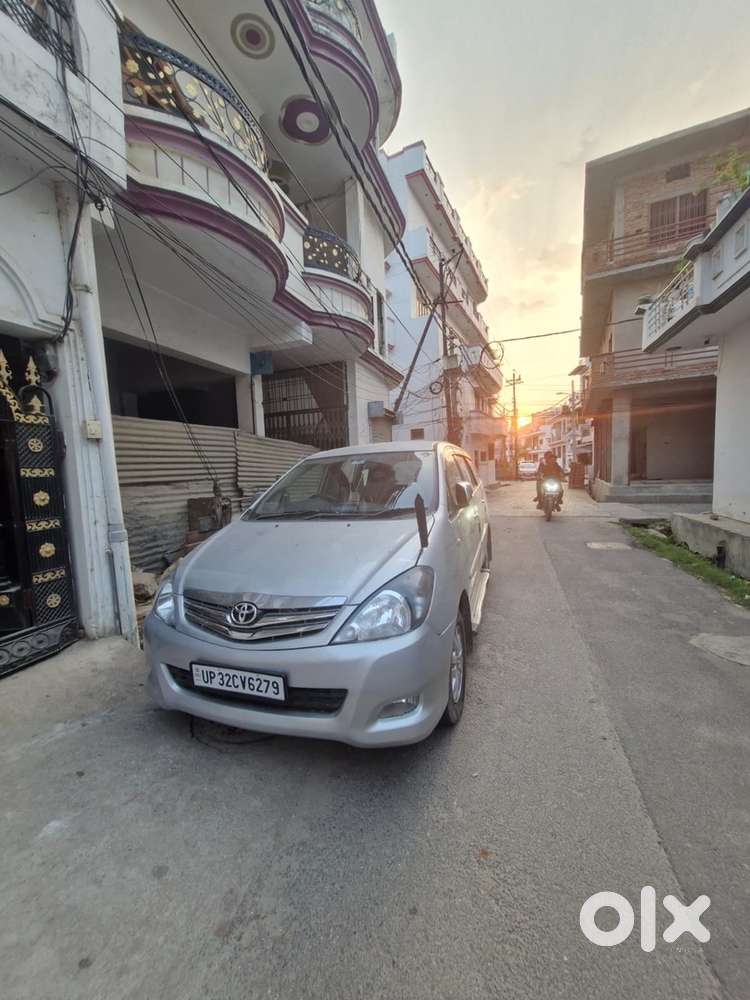 Toyota Innova Diesel 2010 Car