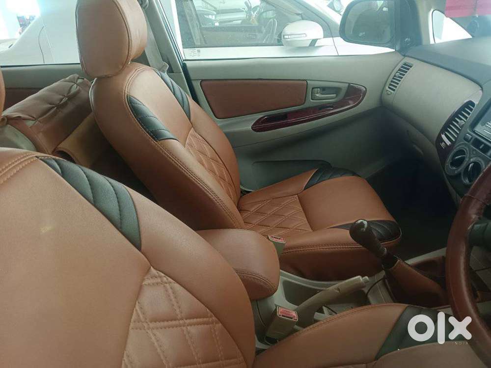 Toyota Innova 2.5 G (diesel) 8 Seater, 2009, Diesel