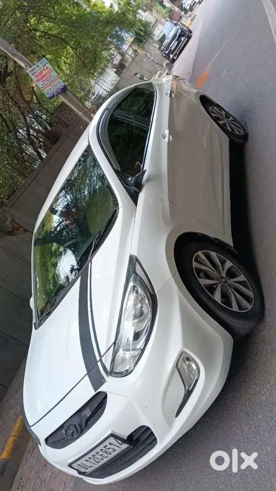 Hyundai Verna 1.6 Sx 2014, Pure Petrol Engine Good Suspension Shockers