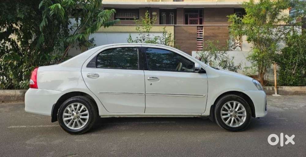 Toyota Etios Vx Limited Edition, 2017, Petrol