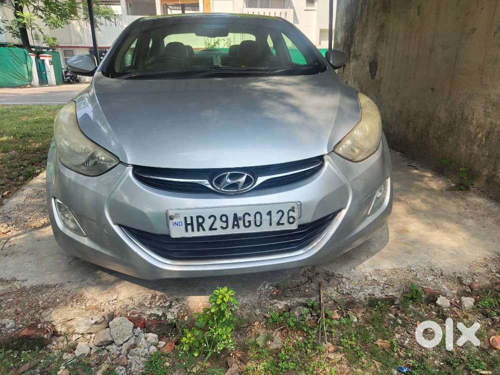 2014 Hyundai Elantra (petrol + Cng)