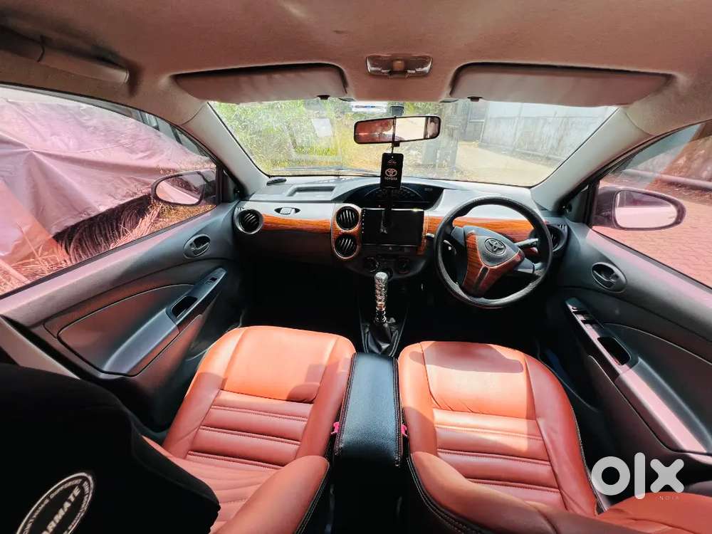 Toyota Etios Liva 2013