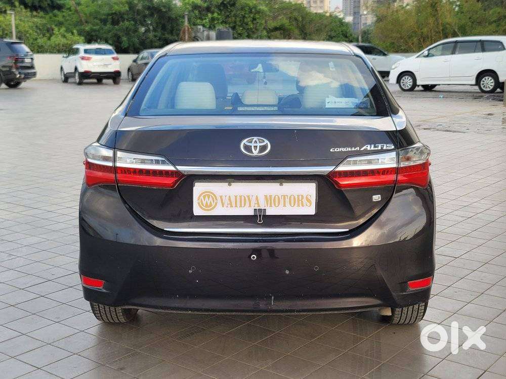 Toyota Corolla Altis 1.8 J, 2018, Petrol