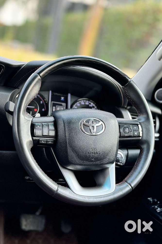 Toyota Fortuner Legender 4x2 At 2.8, 2024, Diesel