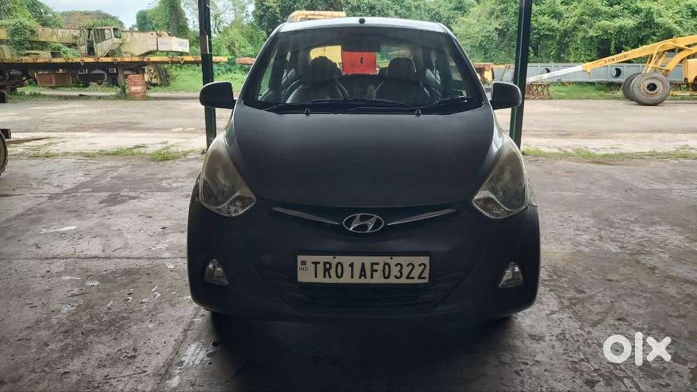 Hyundai Eon 2012 Petrol Very Well Maintained.