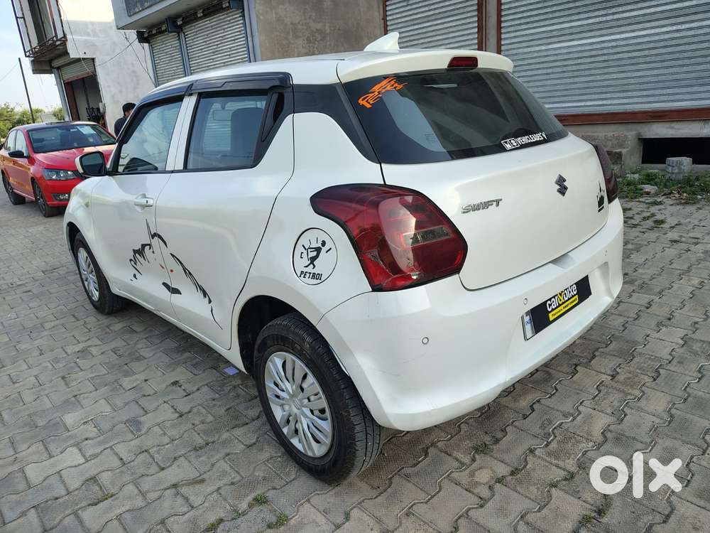 Maruti Suzuki Swift Vvt Lxi, 2021, Petrol