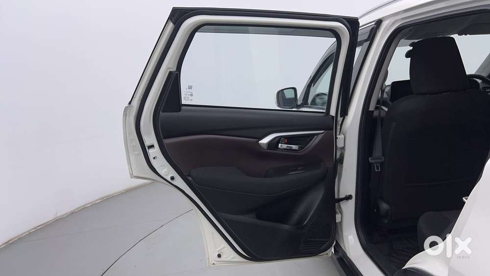 Maruti Suzuki Grand Vitara 1.5 Delta Smart Hybrid, 2024, Petrol
