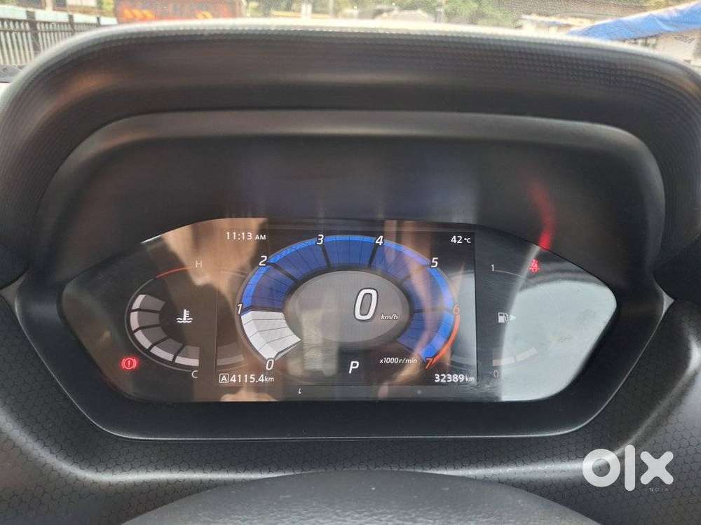 Nissan Magnite Xv Turbo, 2021, Petrol