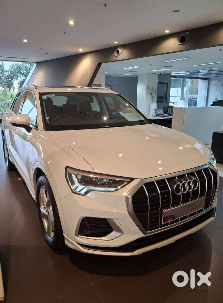 Audi Q3 40 Tfsi Technology, 2023, Petrol