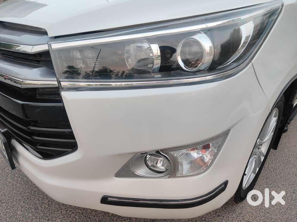 Toyota Innova Crysta 2.8z Automatic, 2019, Diesel