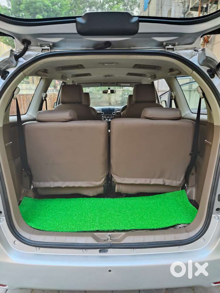 Toyota Innova 2.5 G (diesel) 7 Seater Bs Iv, 2016, Diesel