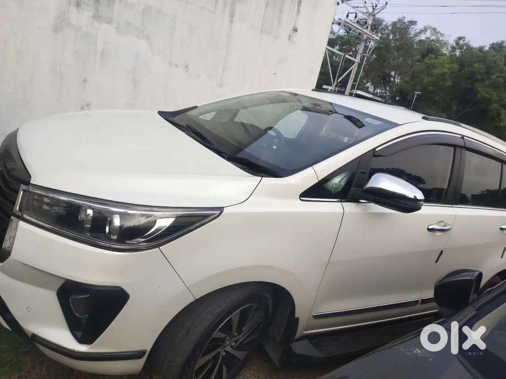 Toyota Innova Crysta 2022 One Owner 96000 White Colour Good Condition