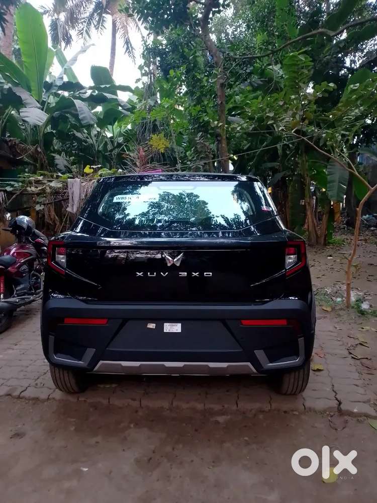 Mahindra Xuv300 Mx1 Pm 2026 822km Driven Only . As Brand New Car