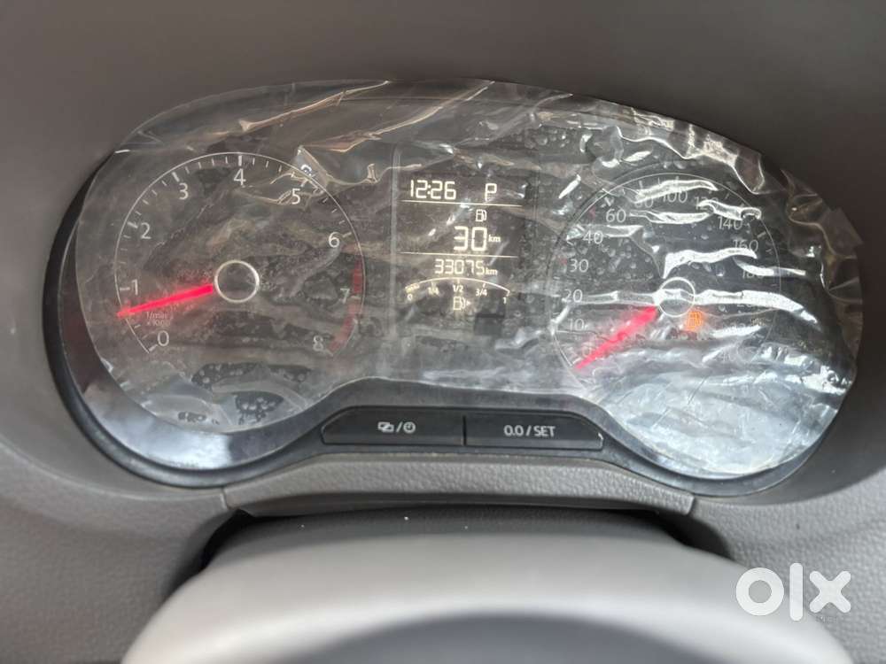 Volkswagen Vento 1.2 Tsi Highline Plus At, 2015, Petrol