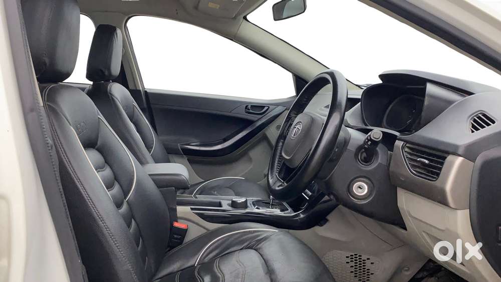 Tata Nexon 1.2 Revotron Xma, 2019, Petrol