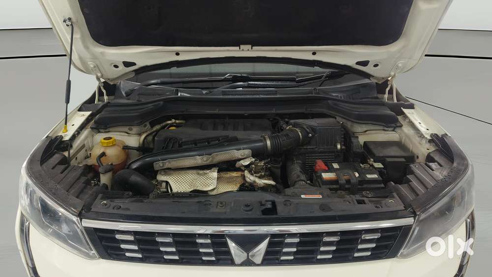 Mahindra Xuv300 W8 Option Diesel, 2023, Diesel