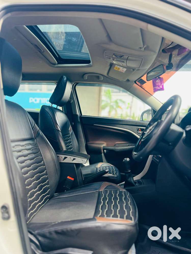 Maruti Suzuki Brezza 1.5 Zxi Smart Hybrid, 2022, Petrol