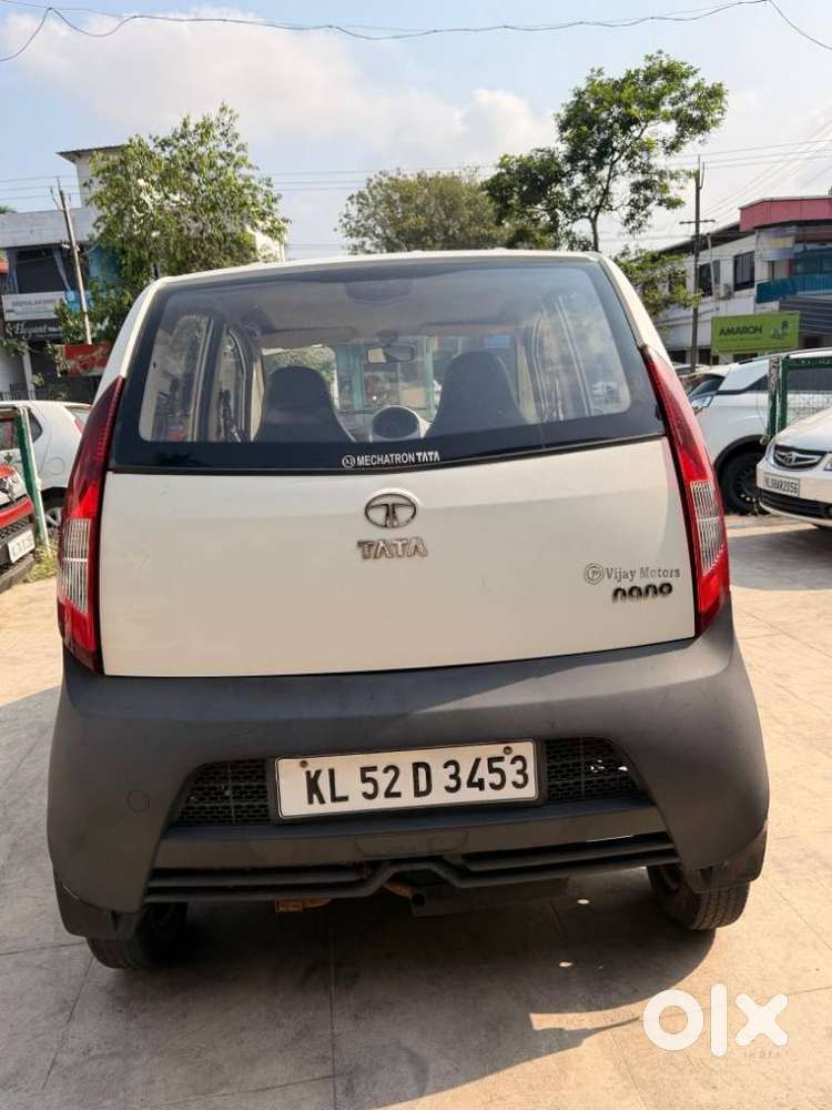 Tata Nano Xe, 2012, Petrol