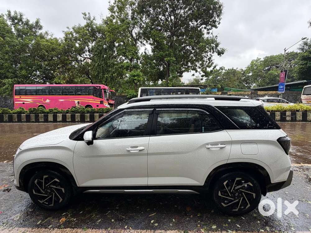 Hyundai Alcazar 2.0 Signature (o) Petrol At 7 Str, 2025, Petrol