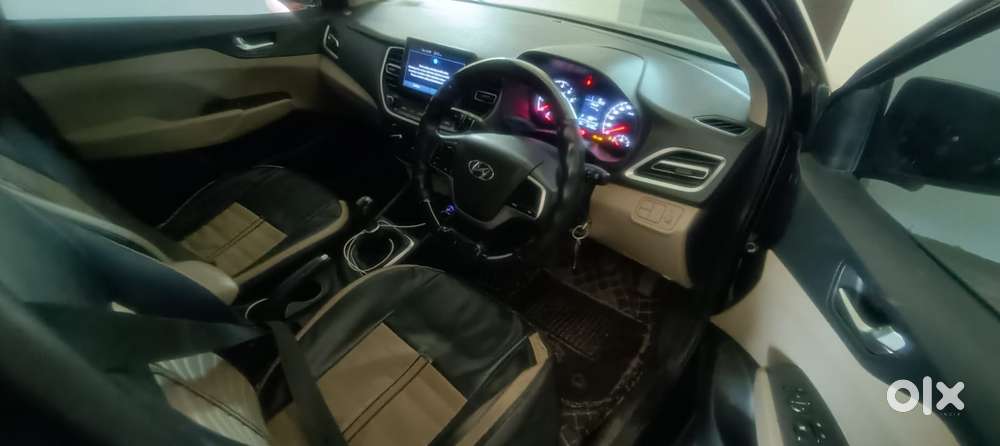 Hyundai Verna 1.5 S Vtvt, 2022, Petrol