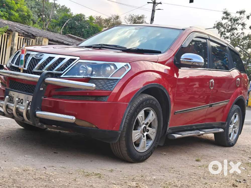 Mahindra Xuv500 W8  Model 2012 Colour Maroon