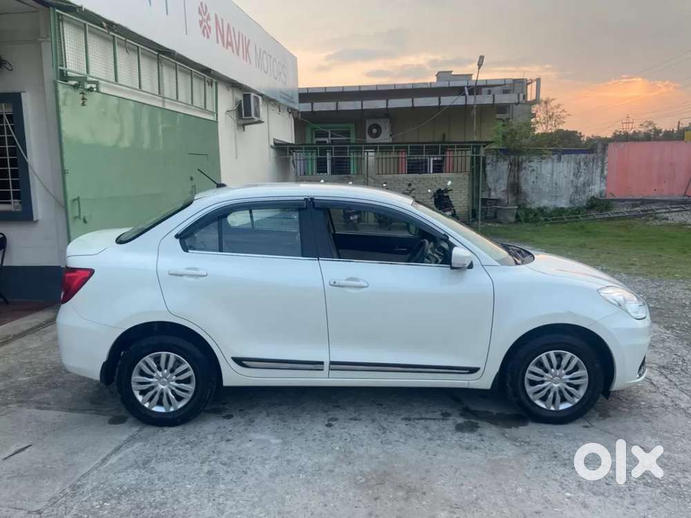 Maruti Suzuki Dzire 1.2 Vxi, 2023, Petrol
