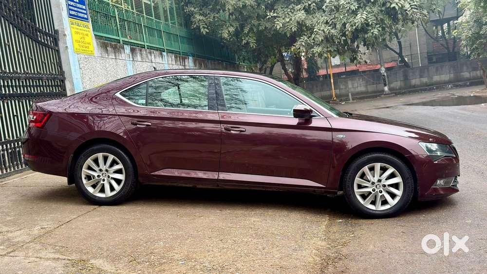 Skoda Superb Lk 1.8 Tsi At, 2016, Petrol