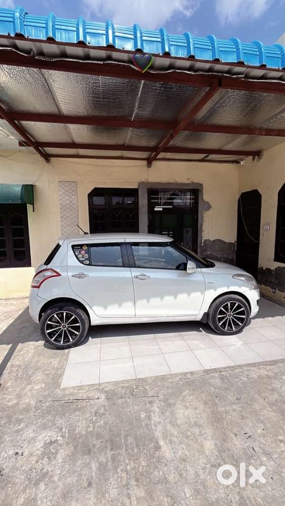 Maruti Suzuki Swift 2012