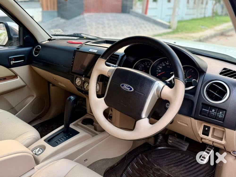 Ford Endeavour 3.0l Thunder Plus 4x4, 2011, Diesel