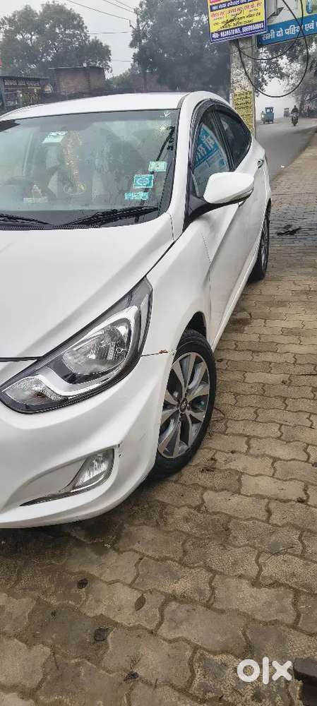 Hyundai Verna 2015