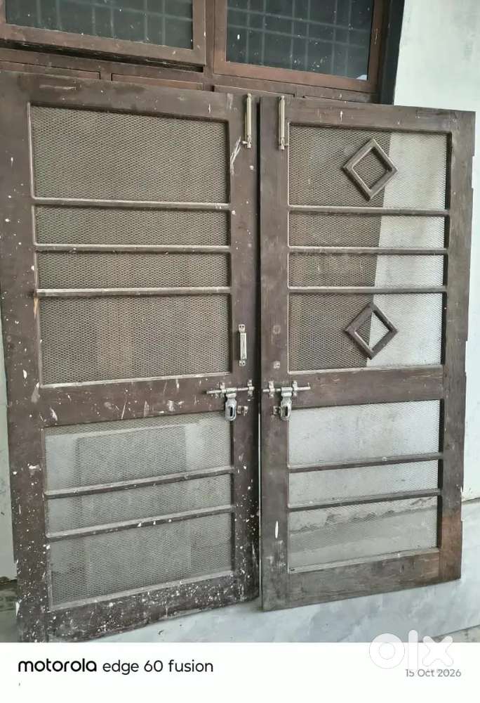 Jali doors made of pine wood. Single door6000 and chair set 1300