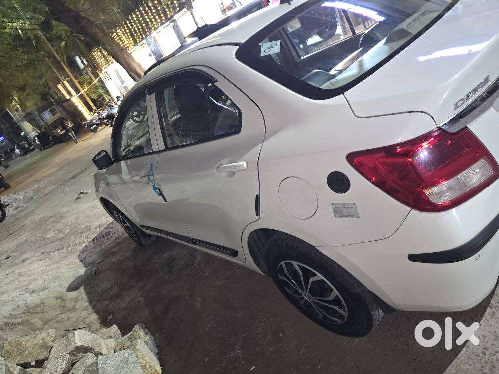 Maruti Suzuki Dzire 1.2 Vxi Cng, 2025, Cng & Hybrids