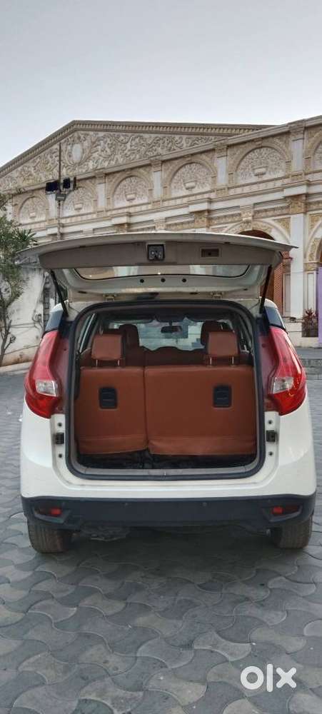 Mahindra Marazzo M2 8str, 2022, Diesel