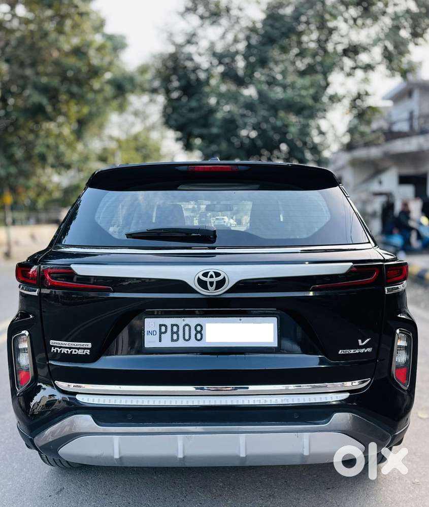 Toyota Urban Cruiser Hyryder 1.5 V Neo Drive, 2024, Petrol