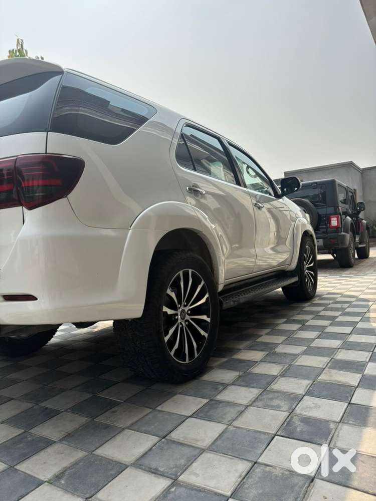 Toyota Fortuner 2013 Diesel Well Maintained
