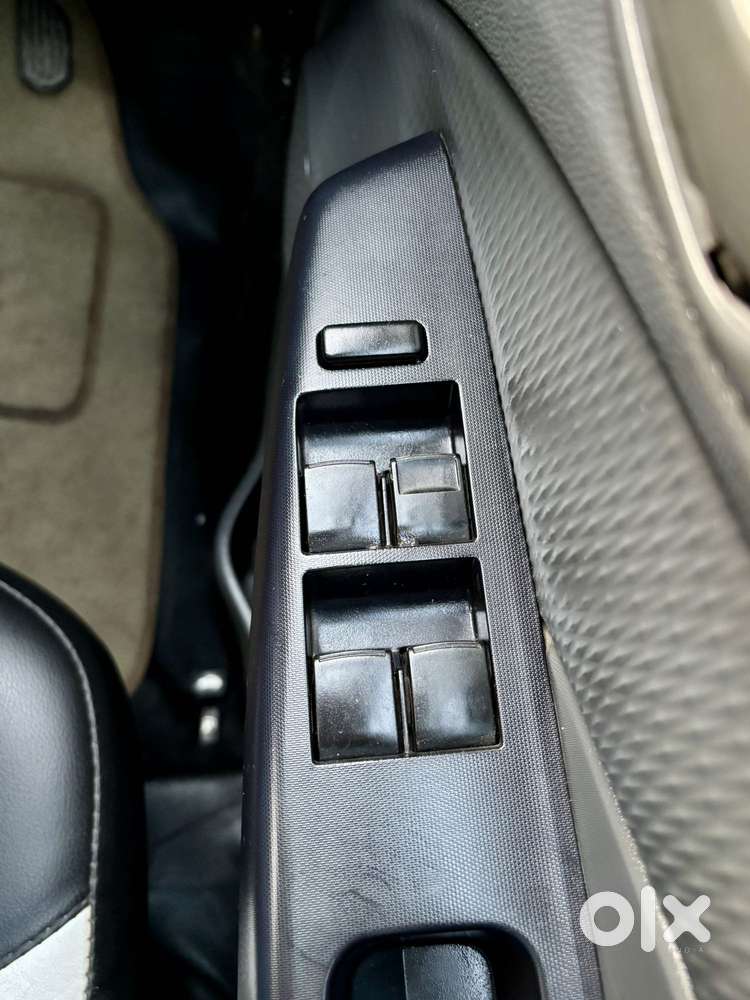 Toyota Etios 2010-2012 G, 2012, Petrol