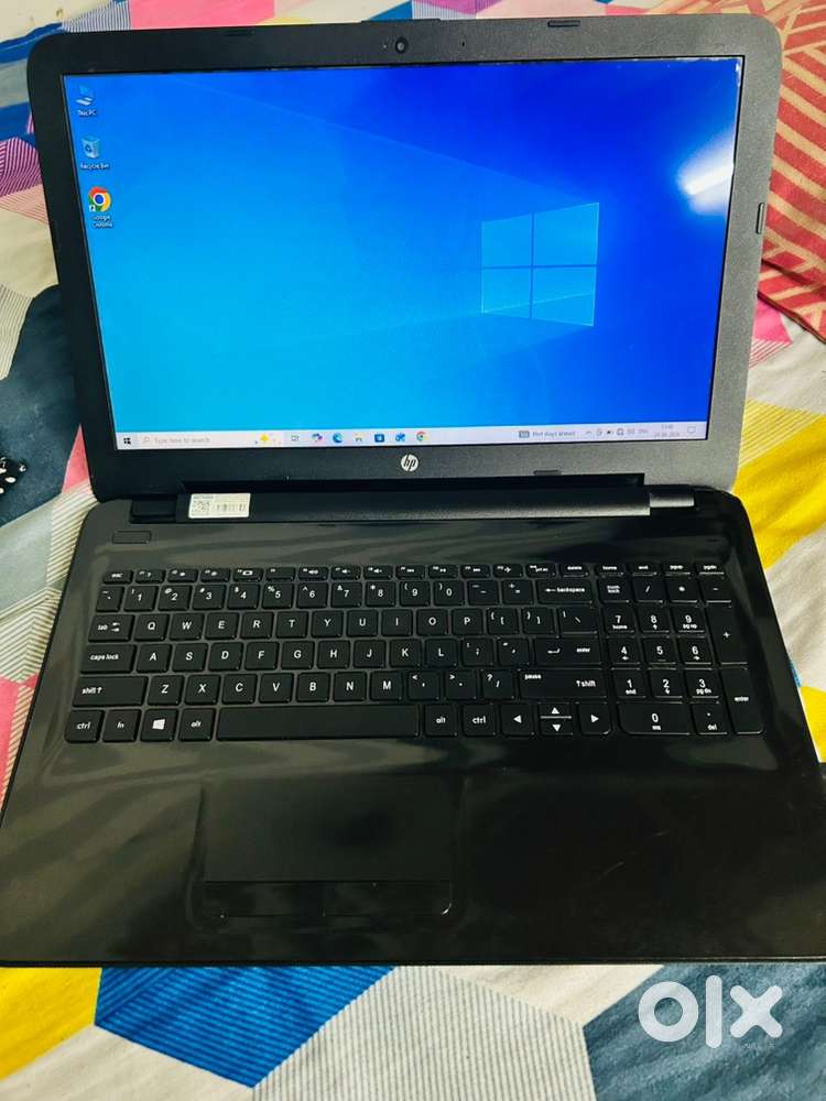 Hp Laptop i3 6th Gen 8GB RAM / 256GB SSD and 1TB storage