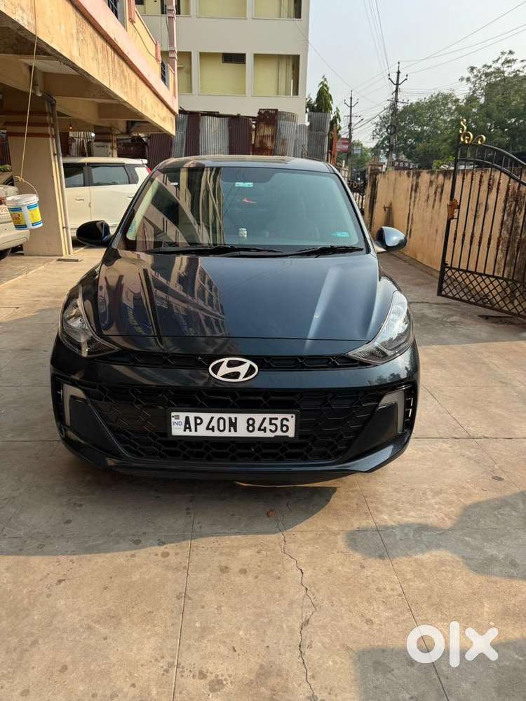 Hyundai Aura 2023 Petrol Well Maintained